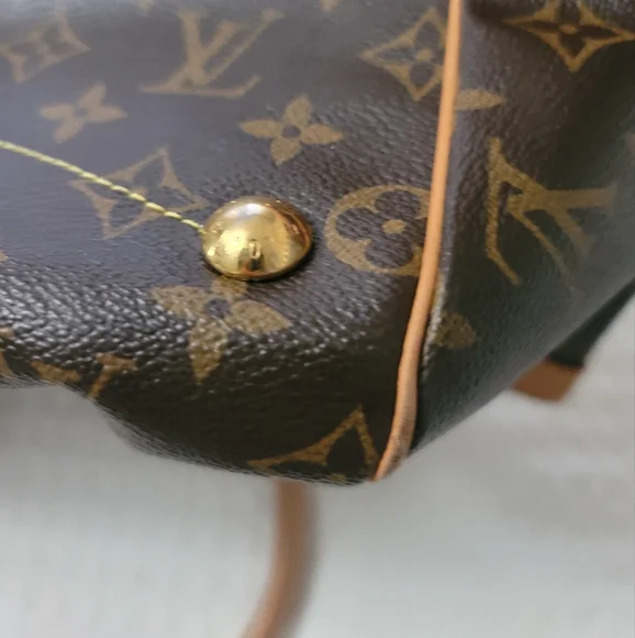 Louis Vuitton Tivoli bag Sale💋 - Picture 15 of 16